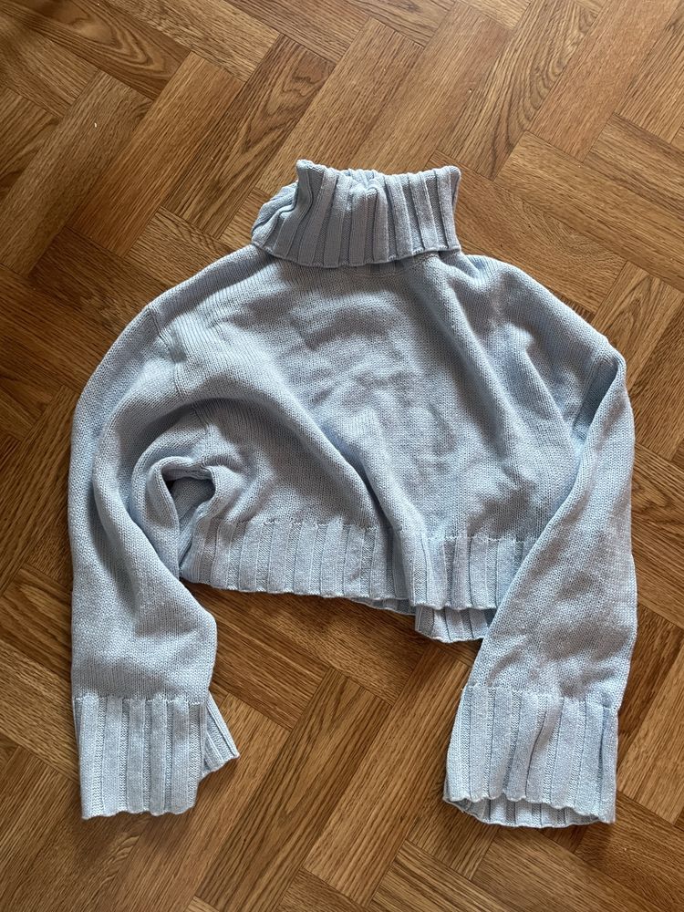 стильний укорочений светр H&M