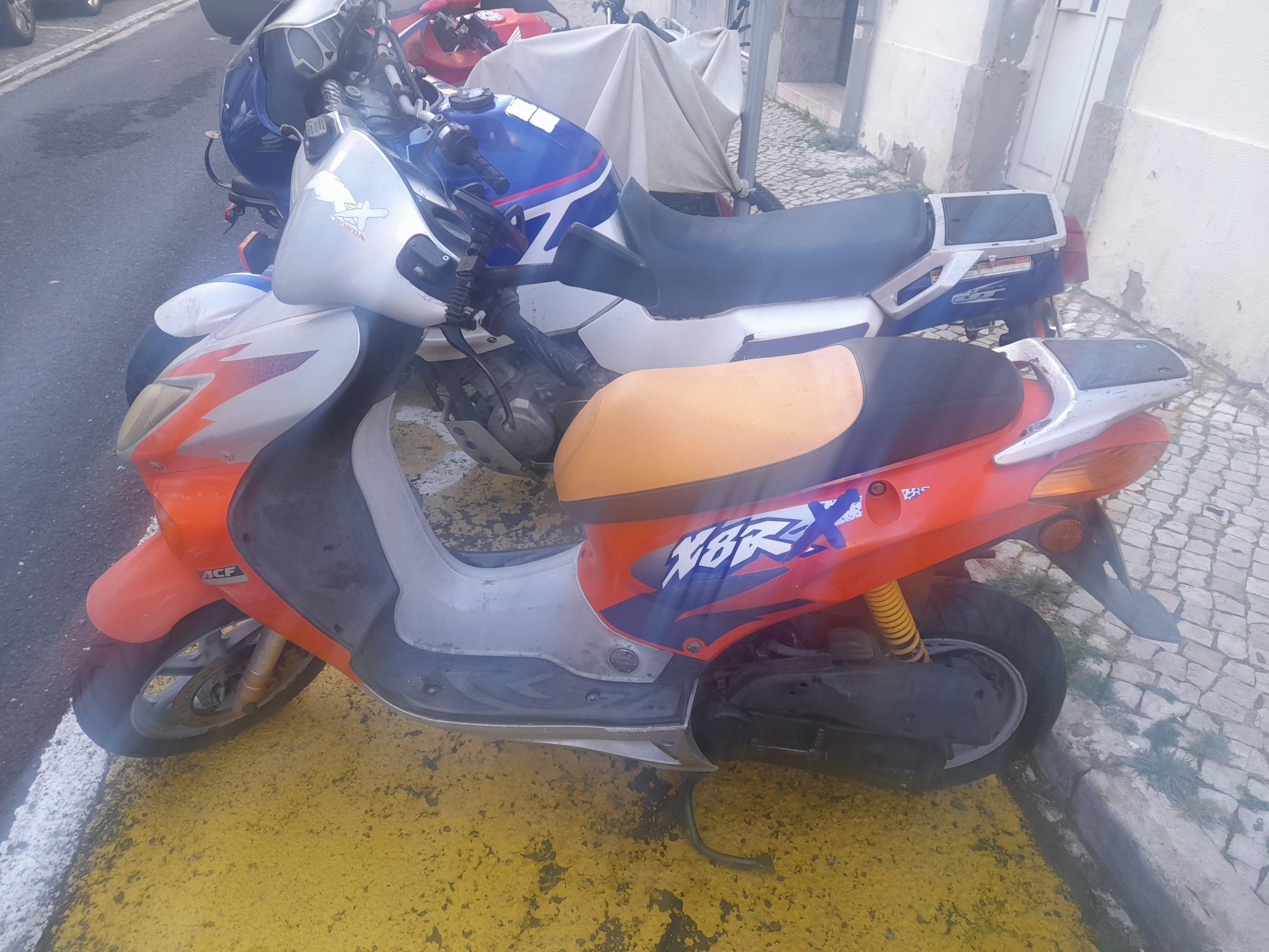 Honda X8R-X 50cc só para peças