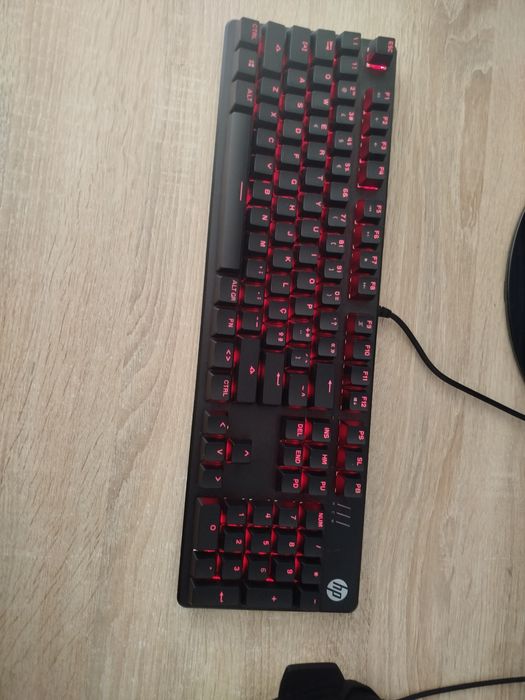 mechanical keyboard with red switches64741081770241121