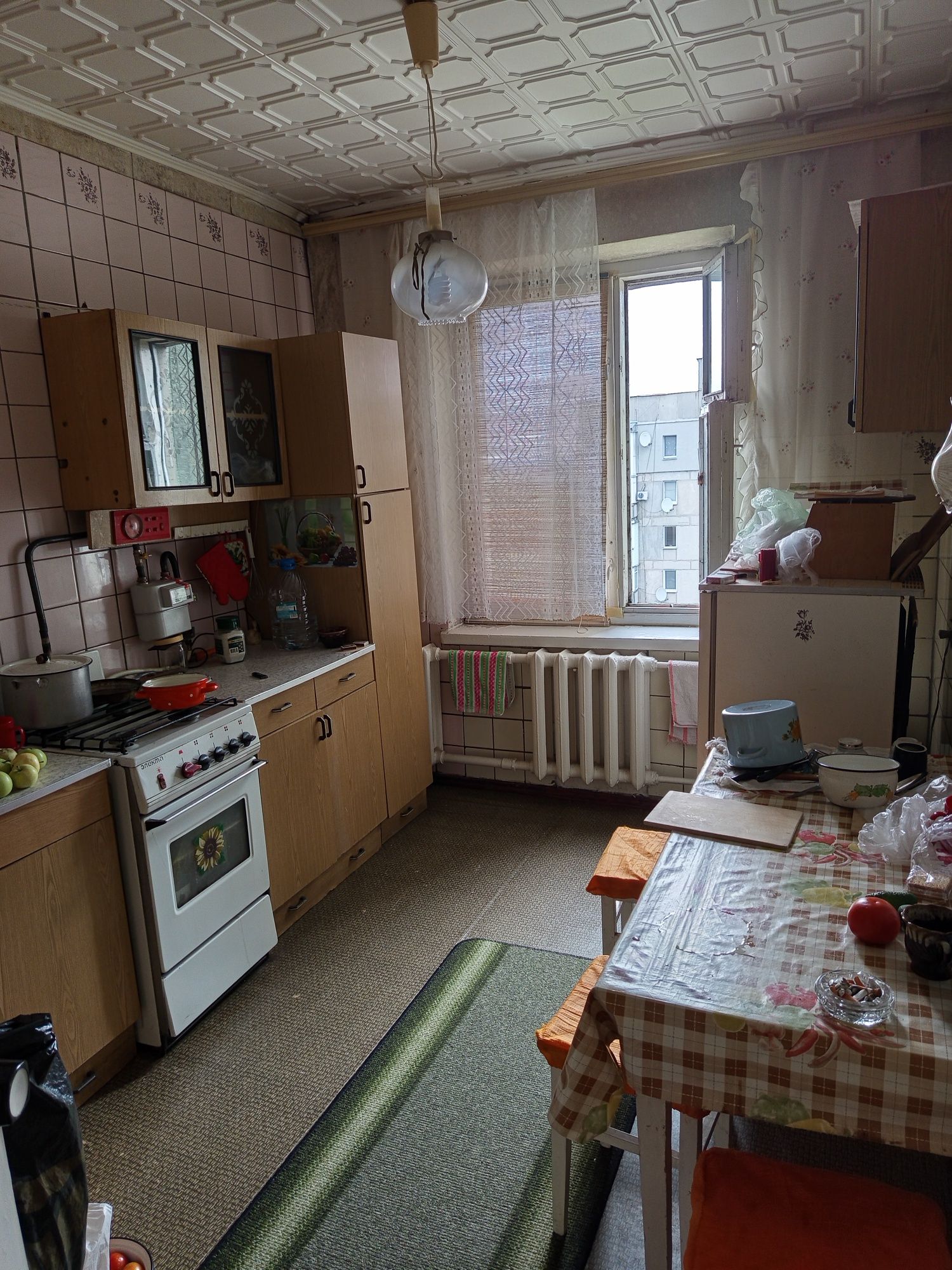 Продам 3-кімнатну квартиру на Мрії