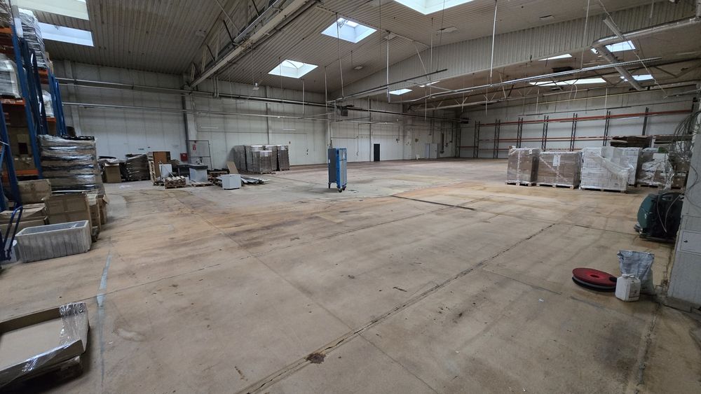 Powierzchnia magazynowa i biurowa dla firmy wysyłkowej Rataje