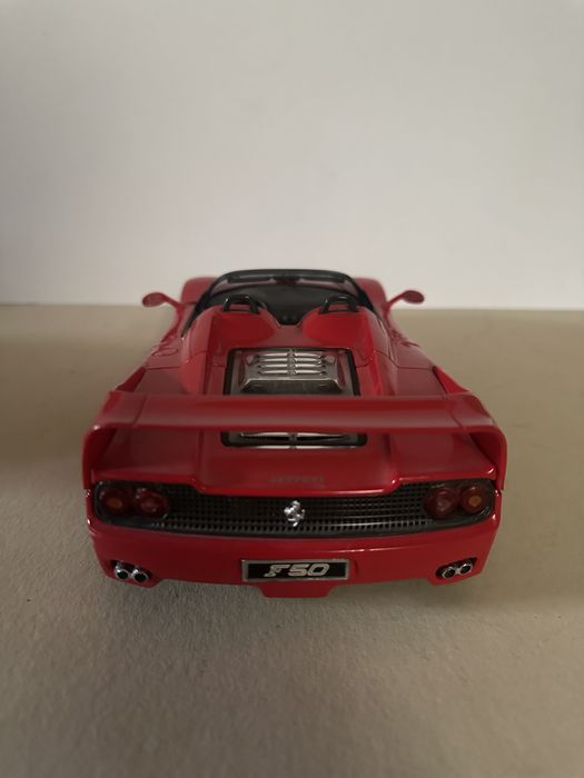 Ferrari F50 escala 1:18