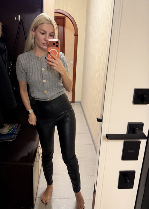 Чорні кожані легінси,лосини із кожзаму Zara розмір Xs