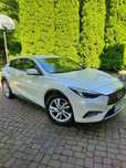 Infiniti Q30 Infiniti Q30 - białe wnętrze, polski salon