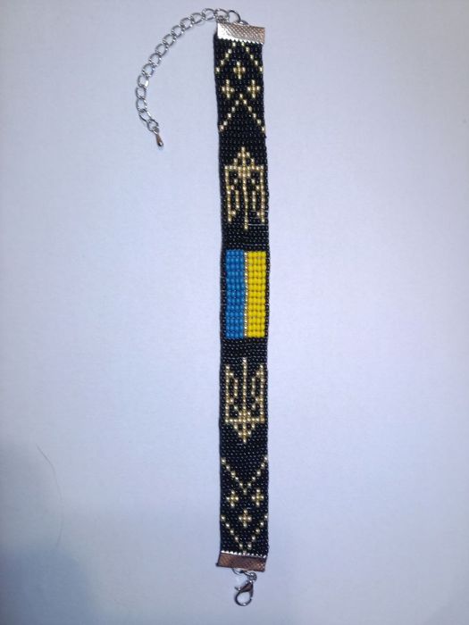 Вироби з бісеру, патріотичні вироби з бісеру, амігурумі з бісеру