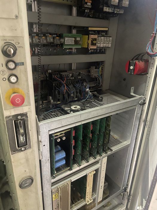 Robô de polir automático