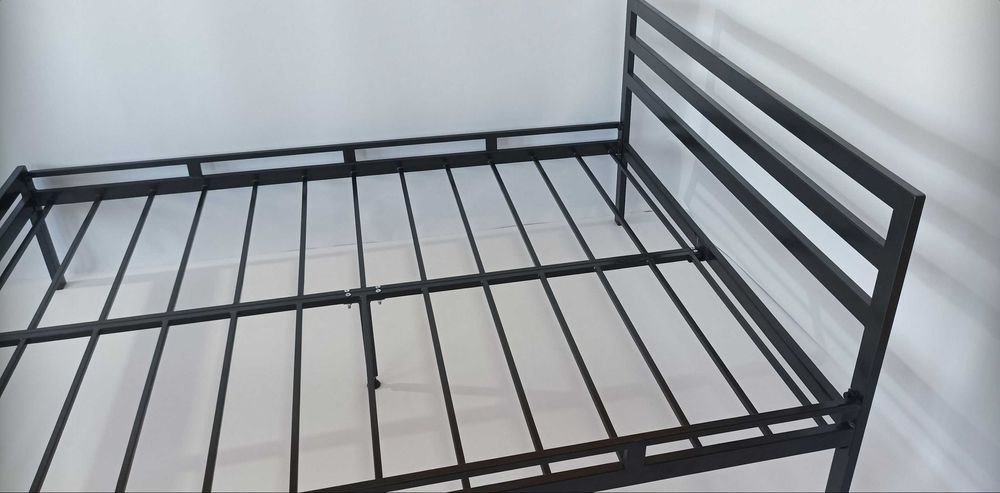 Міцне металеве ліжко Венеція в лофт стилі посилене. Кровать усиленная