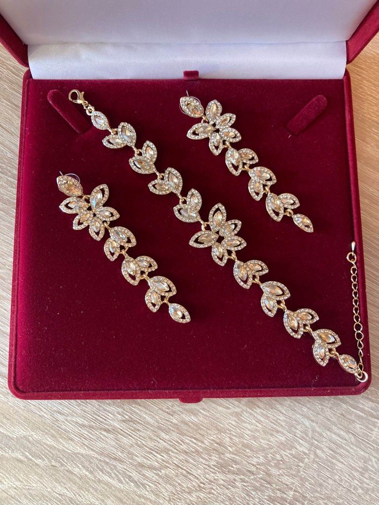 Komplet biżuterii ślubnej kolczyki bransoletka złoty kolor