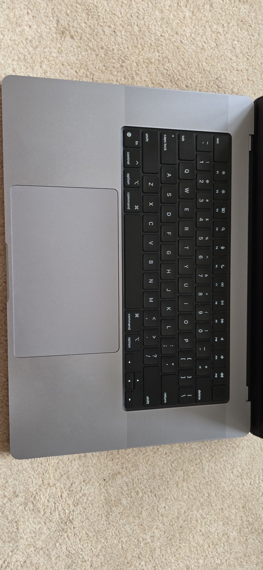 MacBook Pro 16" (M1 Pro CPU, 16 ГБ RAM, 512 SSD)