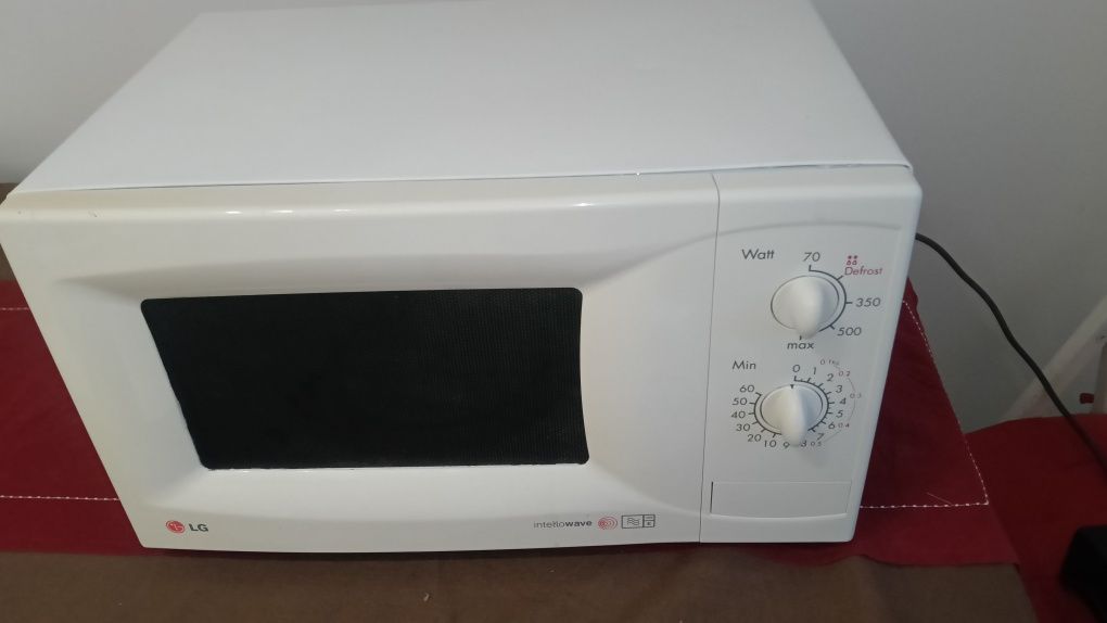Mikrofalówka LG 700W MS-197H/01