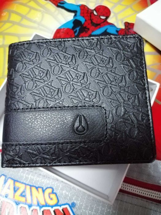 Carteiras de homem novas