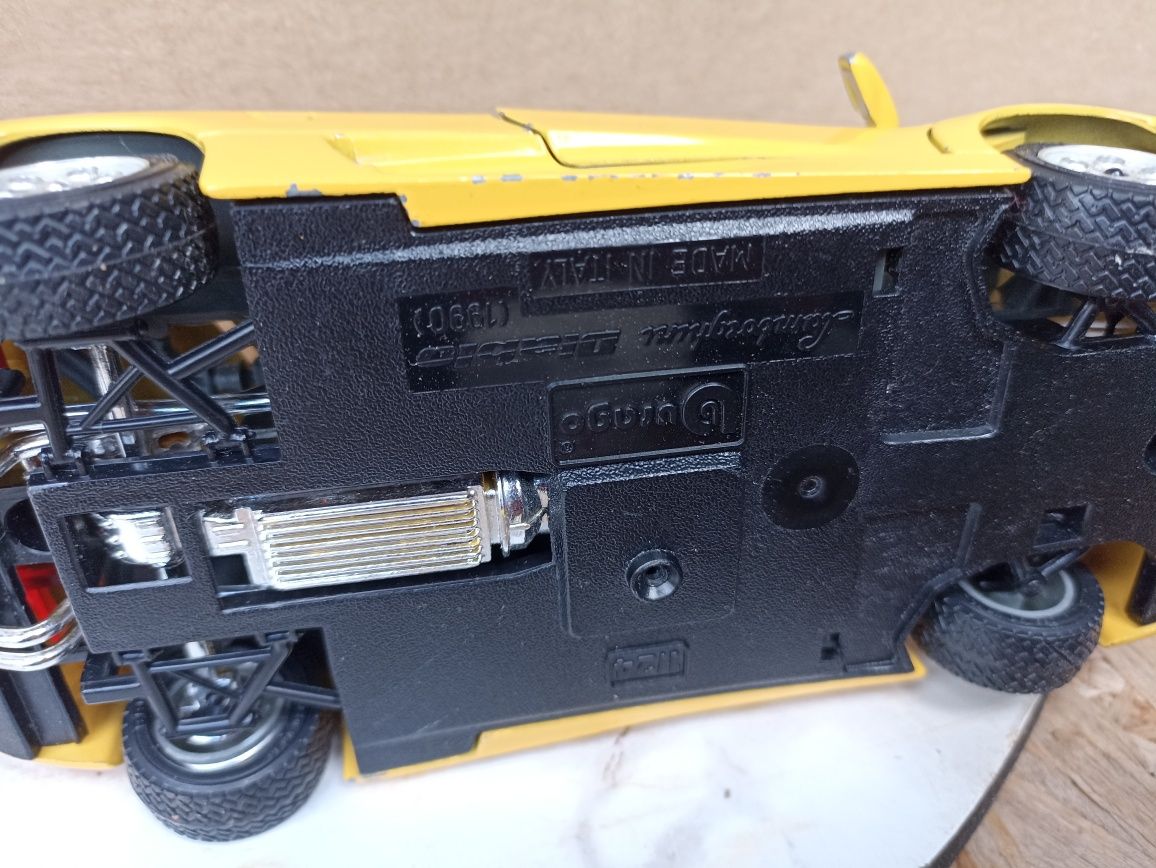 Model Lamborghini Diablo stare Bburago 1:24