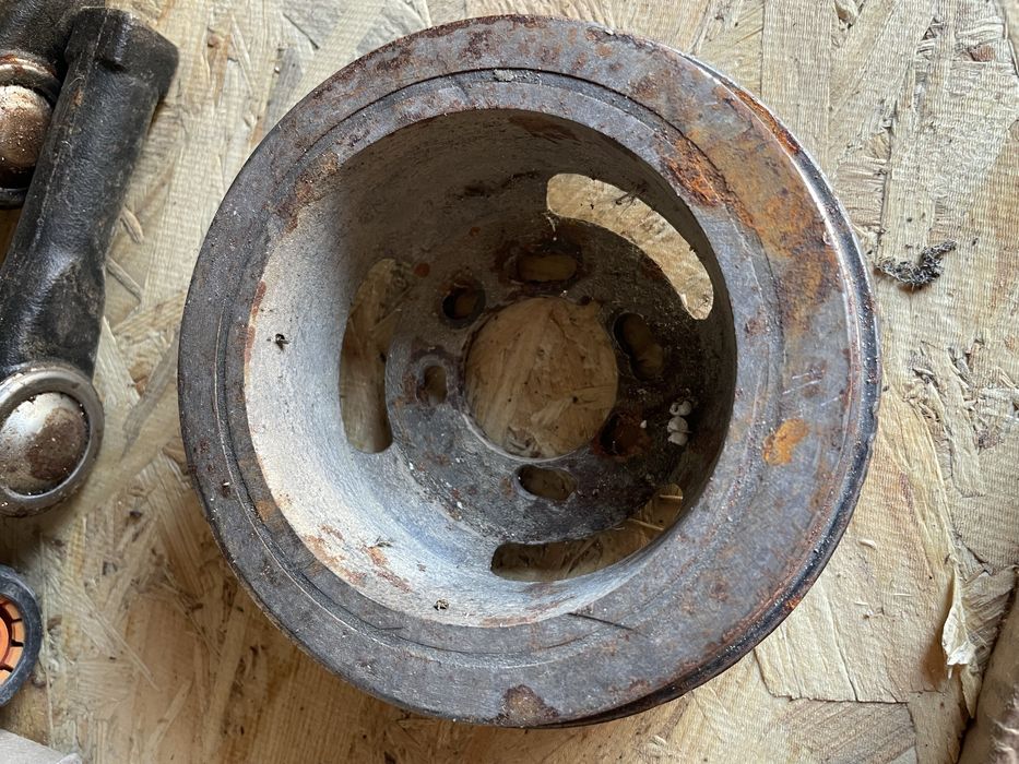 Шків коленвала кіа кларус 1.8