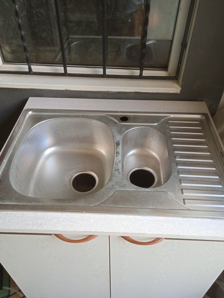 Продам мойку с тумбой 80*60