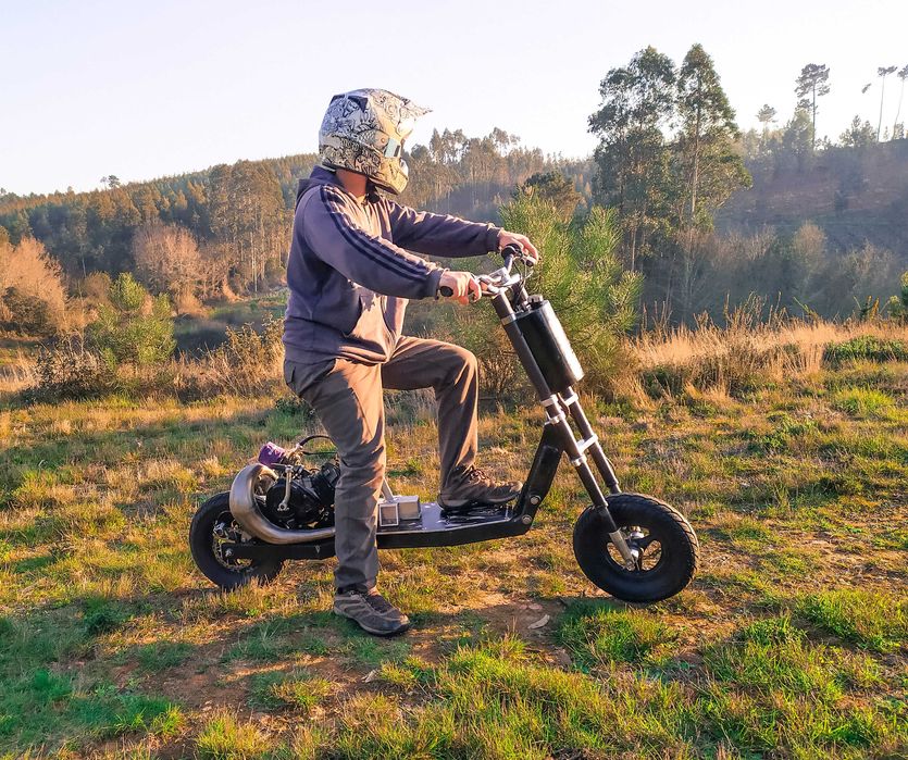 Trotinete a gasolina Bigboy V6