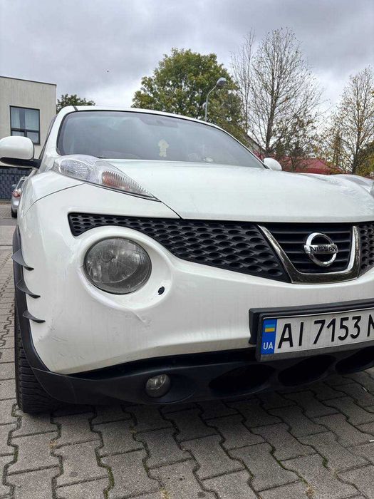 Nissan Juke 1,6 бензин, автомат
