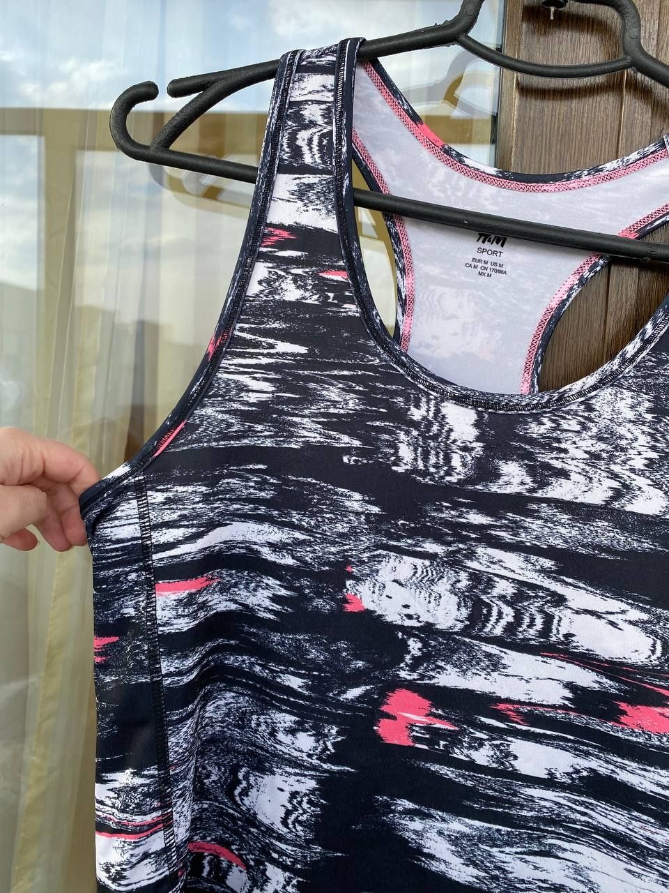 Спортивная майка H&M, размер М, для фитнеса занятий спортом в спортзал