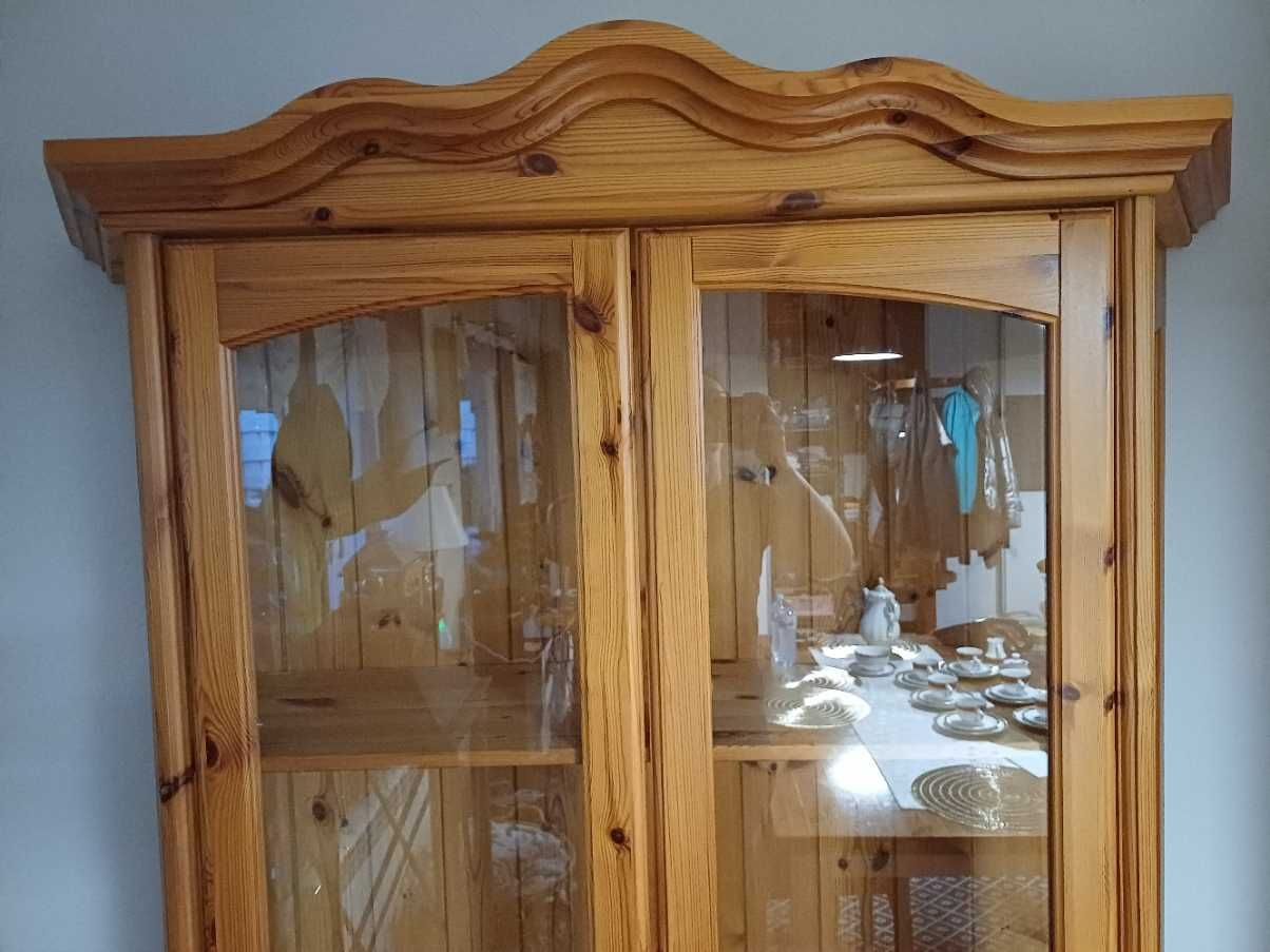 Drewniana witrynka, biblioteczka, sosnowa, przeszklona