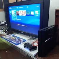 Sony Playstation 4 PS4 500Gb Comando Wireless 3 Jogos Funcional