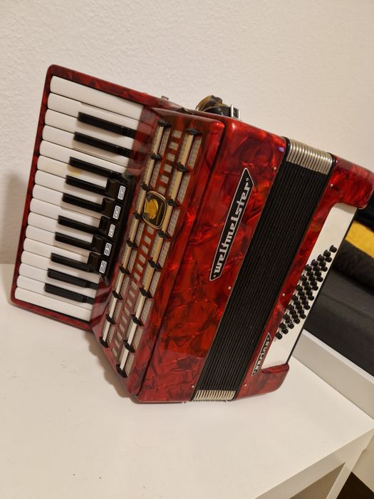 Akordeon Weltmeister Serino – Niemcy, stan bardzo dobry, sprawny – 110