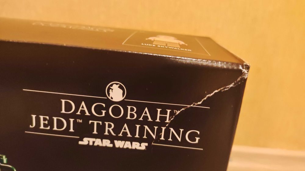 LEGO Star Wars Diorama: Szkolenie Jedi na Dagobah 75330