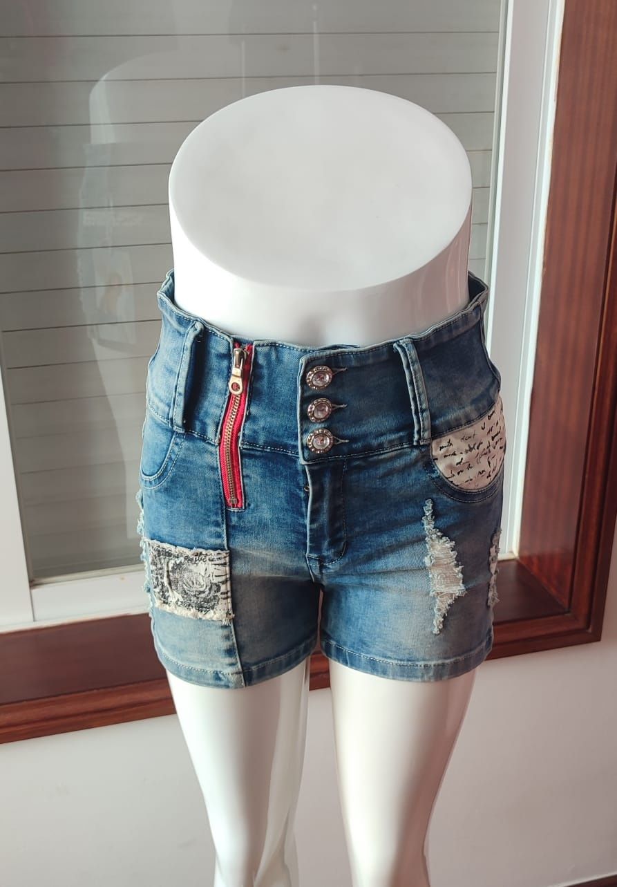 Calções de ganga estilo colombiano, Push-Up - Novos

- Talla 10  (M)