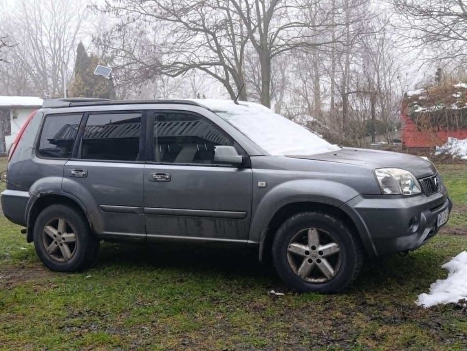 Samochód Nissan X Trail na części