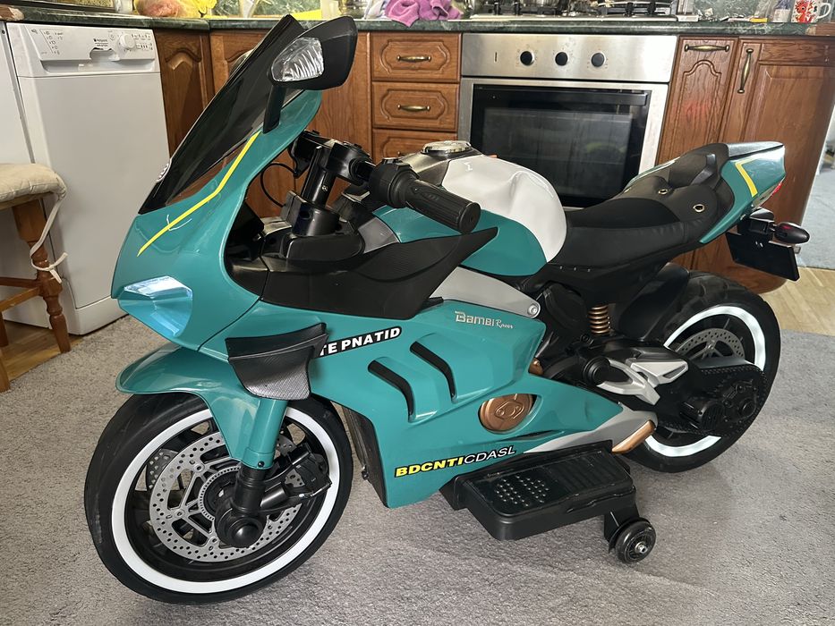 Дитячий мотоцикл