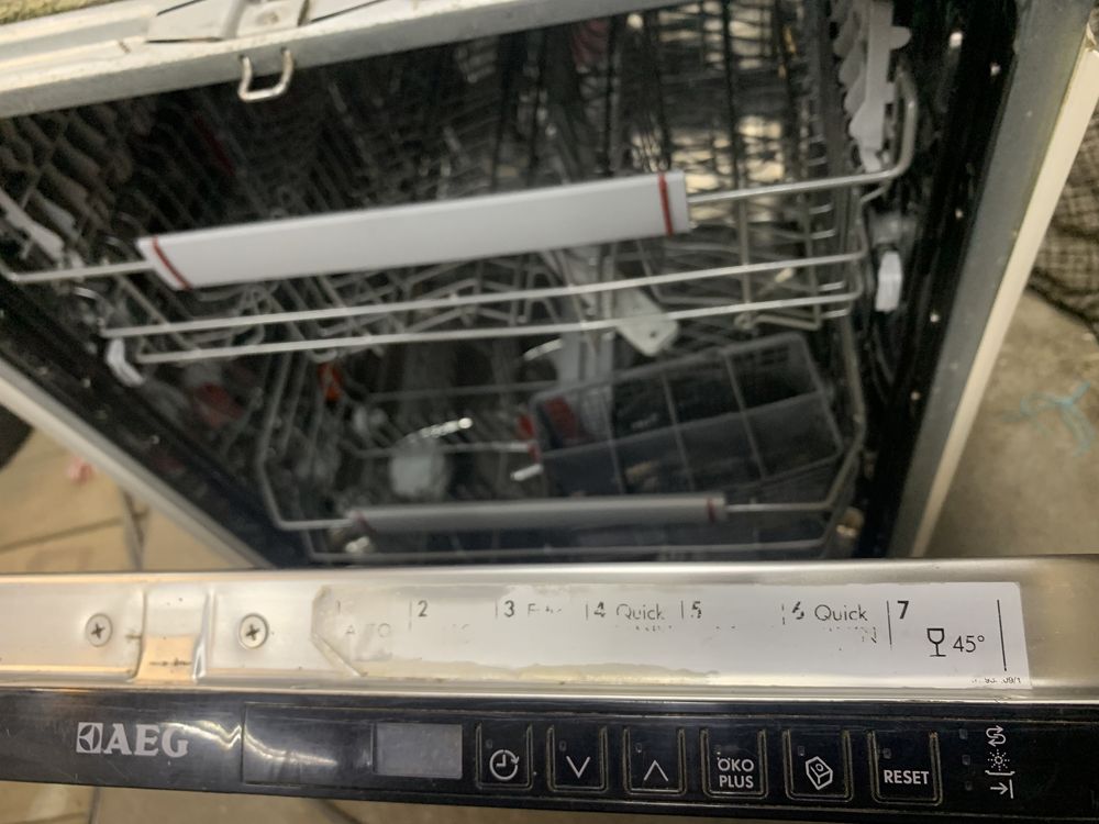 Посудомийна машина AEG 60 см. вбудована
