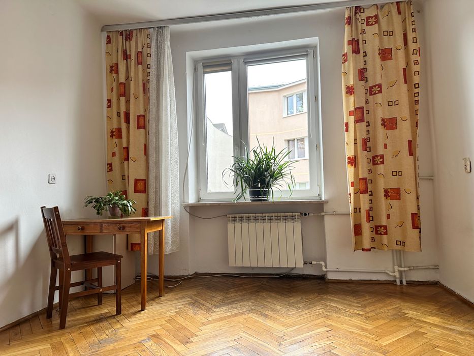 Metro Szwedzka /Praga Północ 2 pokoje do remontu