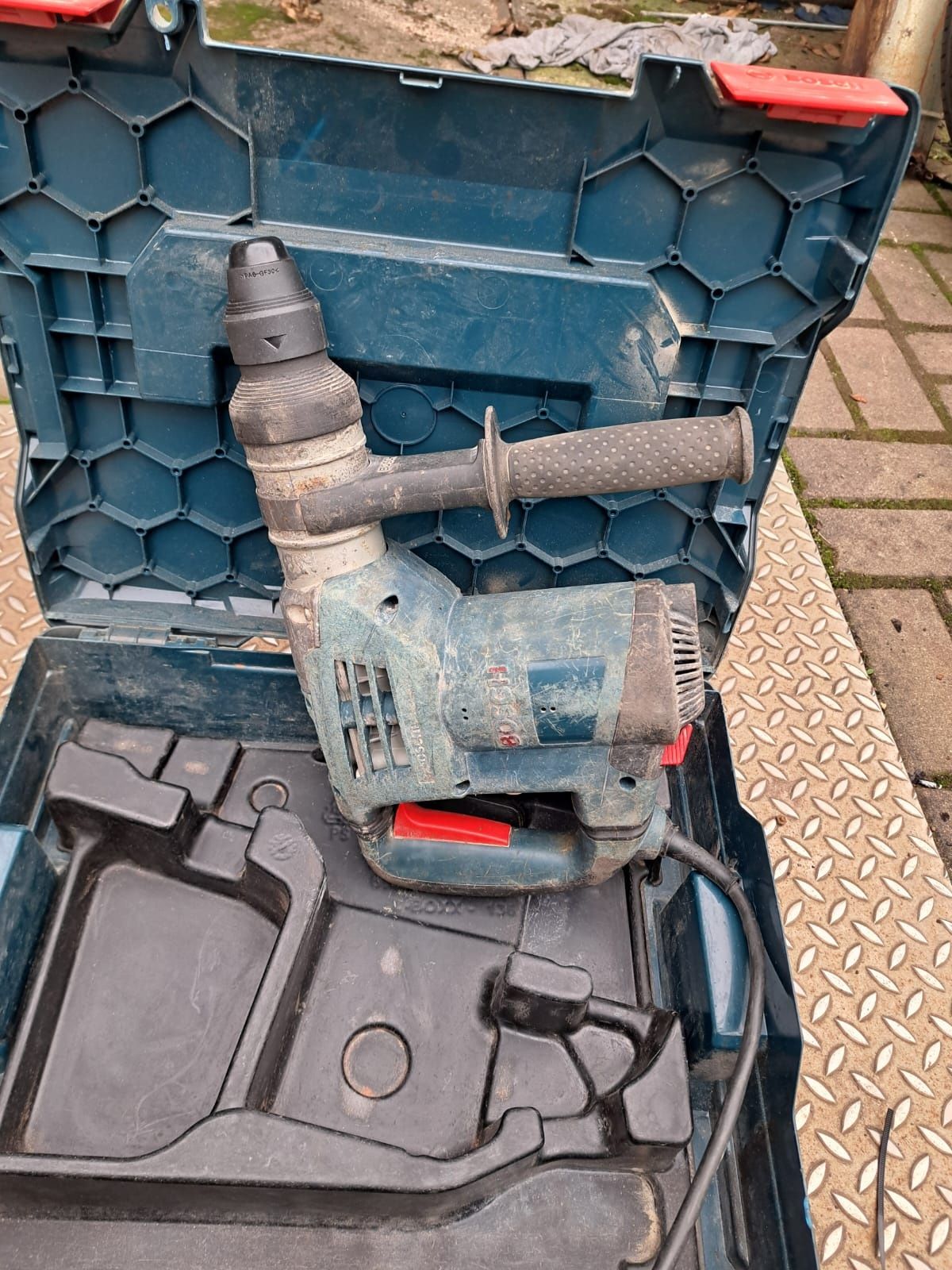 Młot udarowo-obrotowy Gbh 4-32 Dfr Bosch, Wiertarka z udarem
