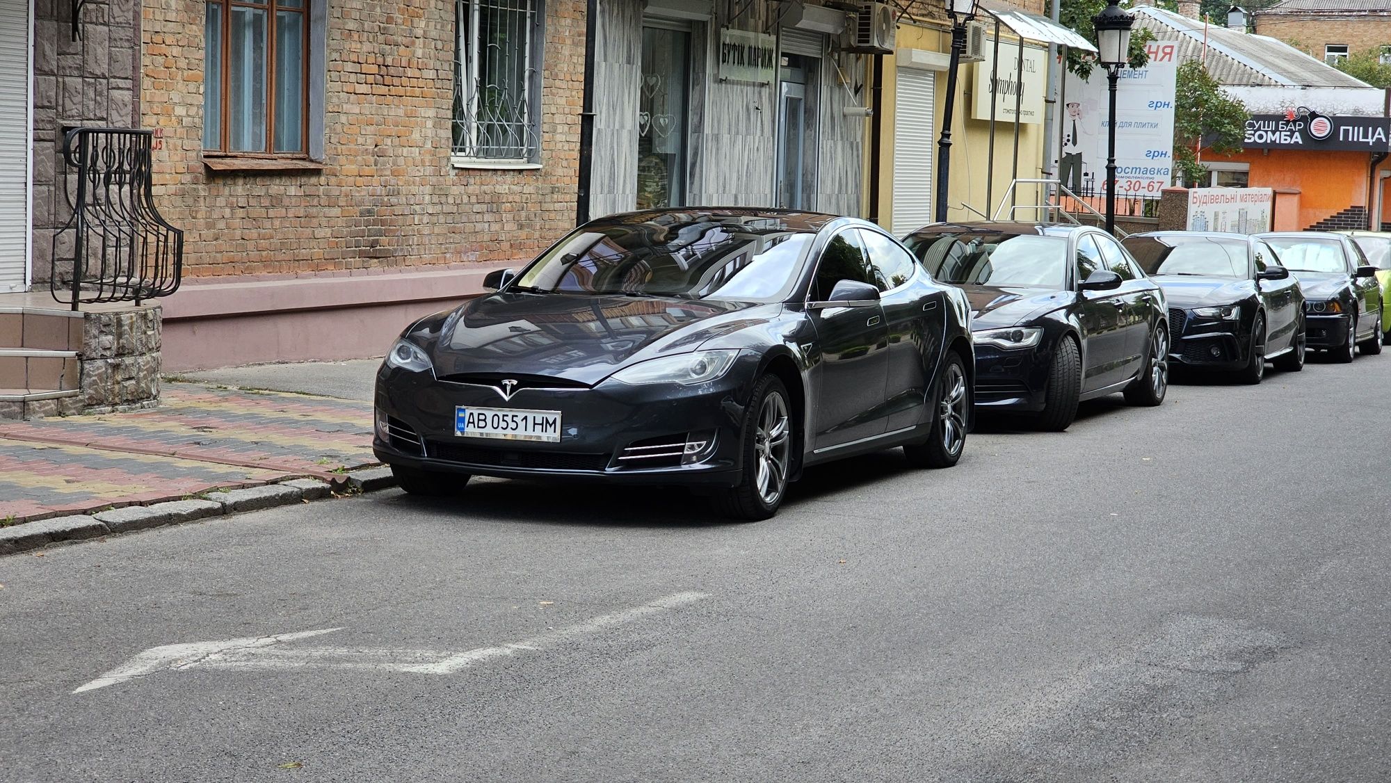 Tesla model S 85. CCS.