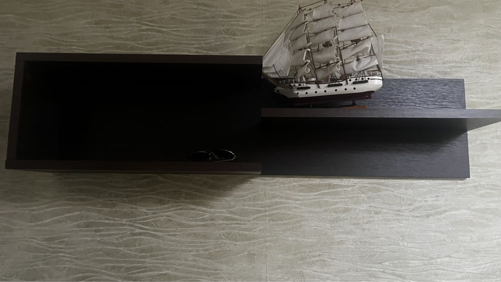 Półka venge  Meble Bydgoskie