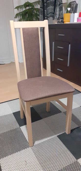 4 krzesła pokojowe  tapicerowane