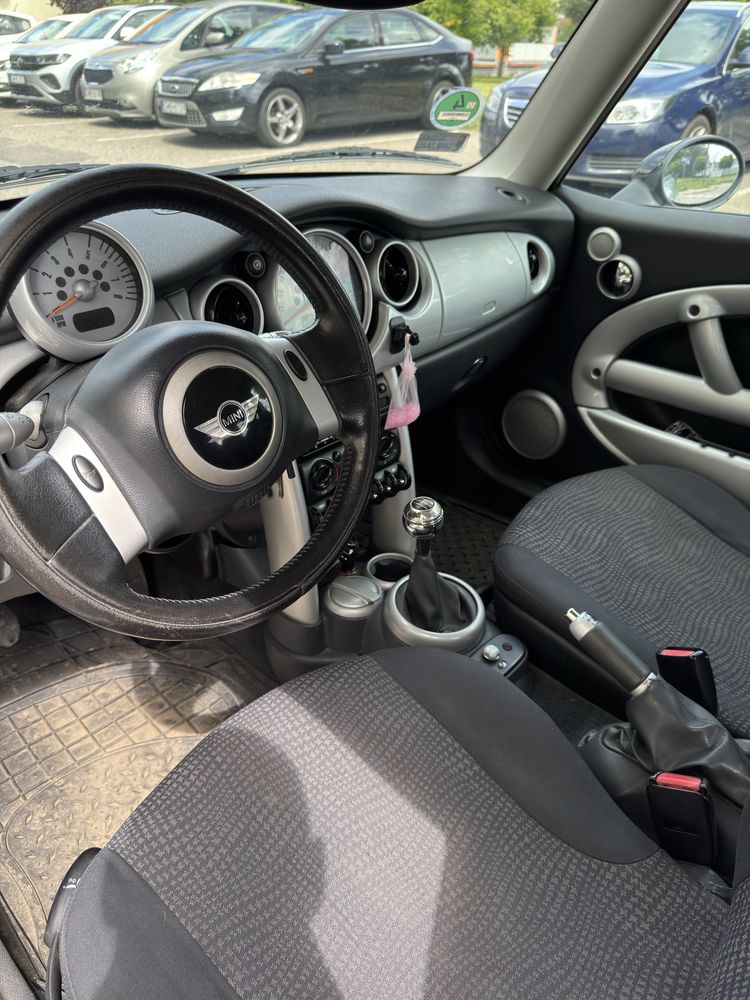 Mini Cooper 1.6 120km, 2003r