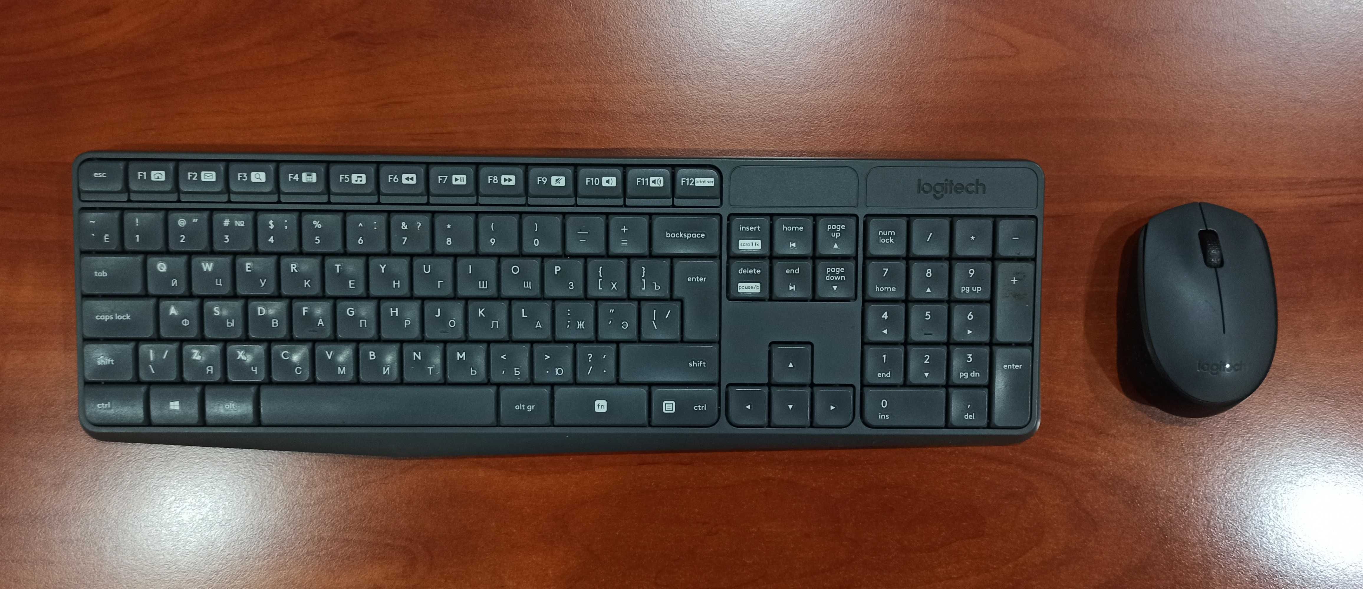 Комплект клавиатура мышь беспроводной Logitech MK235