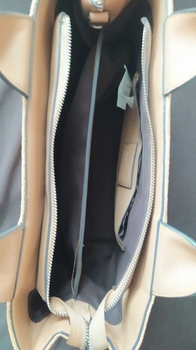 Каркасна бежева сумка Perfoice з довгою ручкою