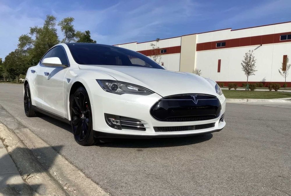 Tesla Model S 100 D Performance      2019