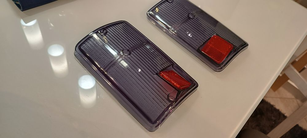 Fiat 126p klosze lamp tylnych tuning czarne nowe FL i St