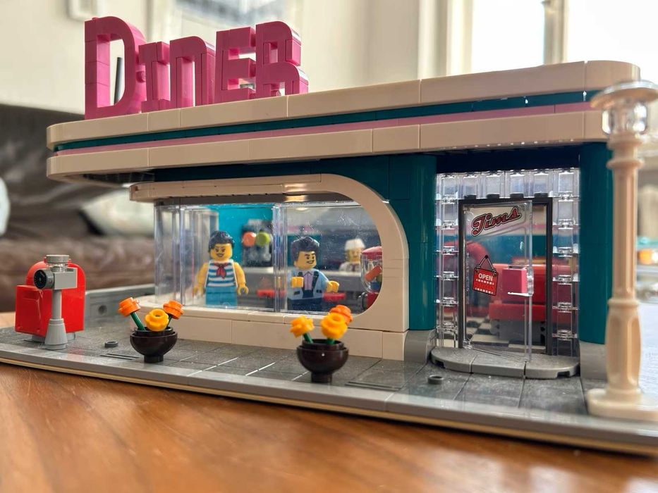 Lego 10260 Downtown Diner