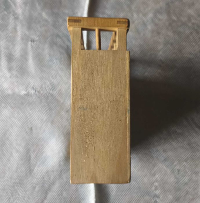 Móvel de quarto casa de bonecas