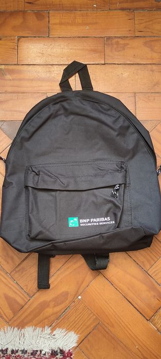 Mochila pequena bnp paribas