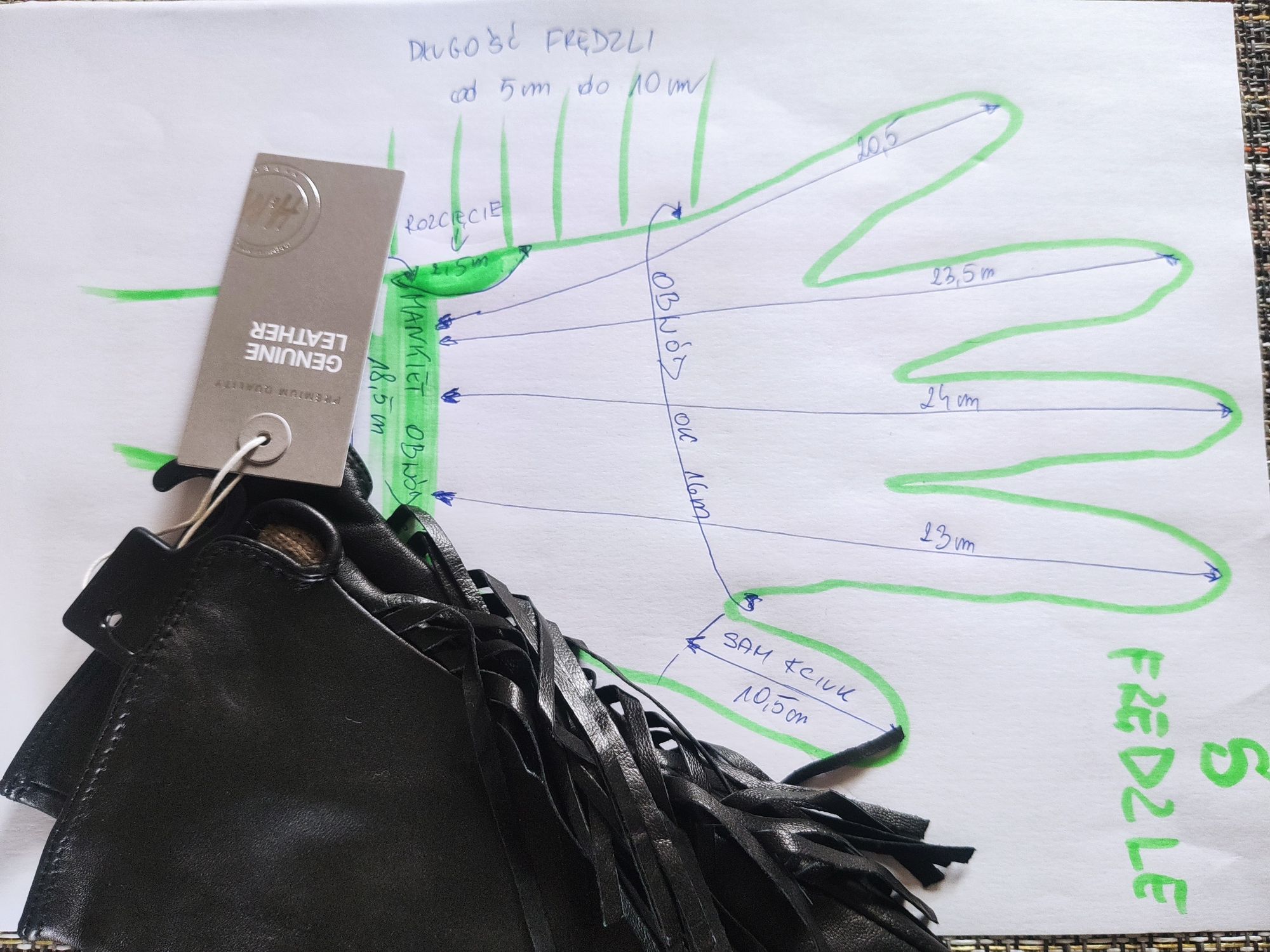 Nowe z metką skórzane rękawiczki damskie H&M rozm S czarne frędzle