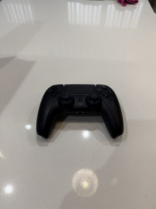 Playstation 5 Slim 290€(sem comando) 340€(com comando)