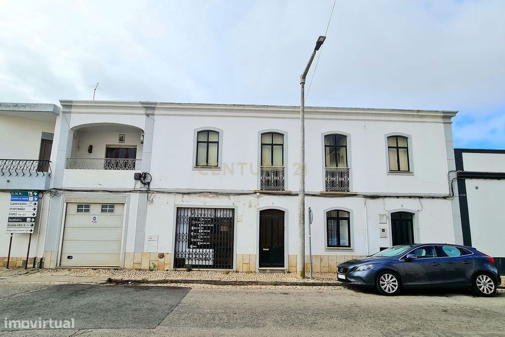 Moradia T6 no coração de Lagoa, Portimão