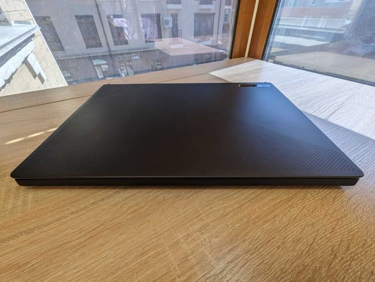 ASUS ROG Zephyrus M16