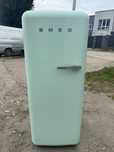 Ретро холодильник SMEG FAB28LV1