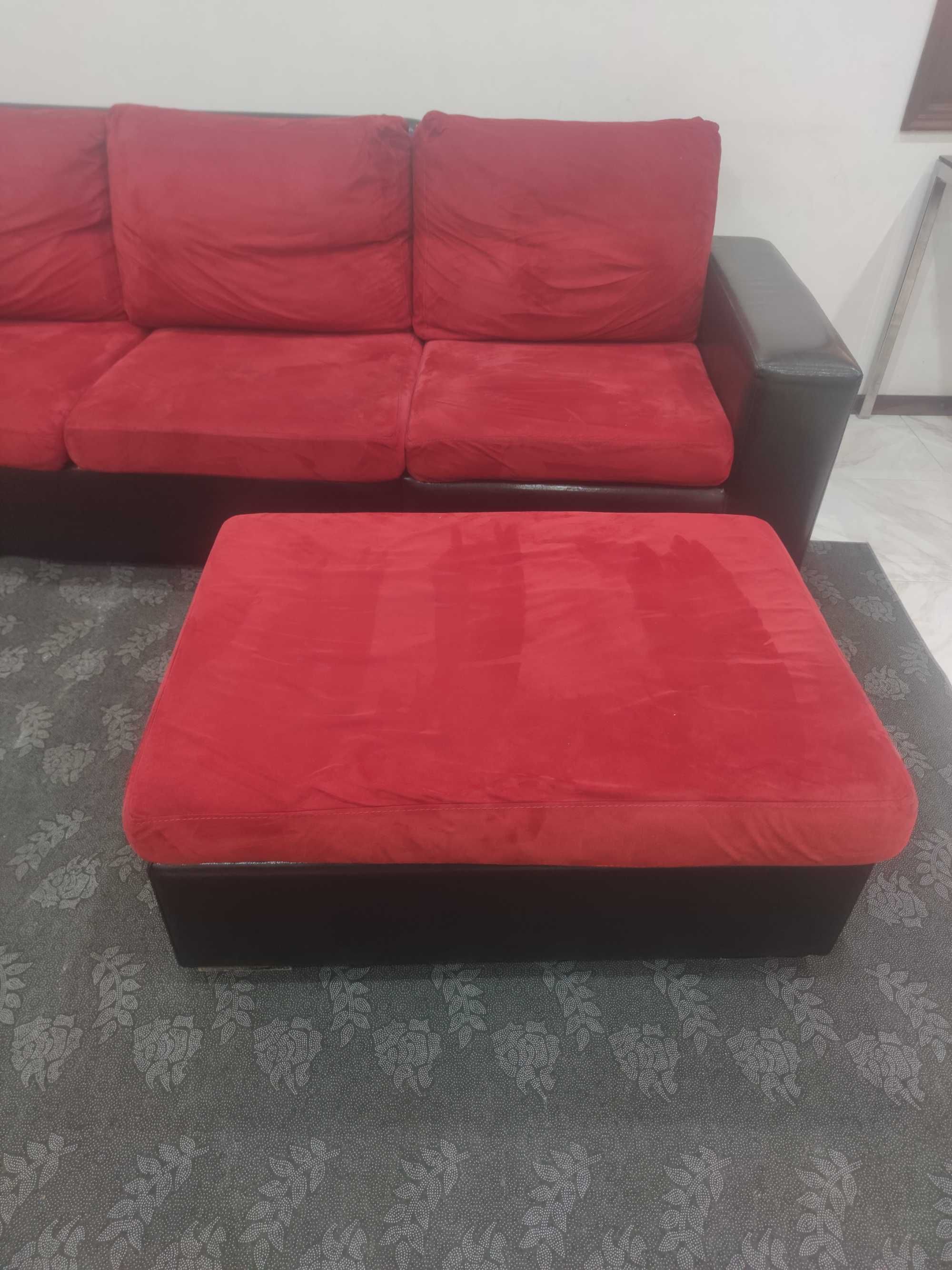 Sofá chaise long/puff em muito bom estado
