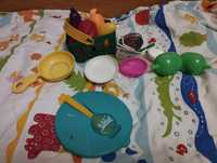 Посуд іграшковий , овочі та фрукти з кошиком