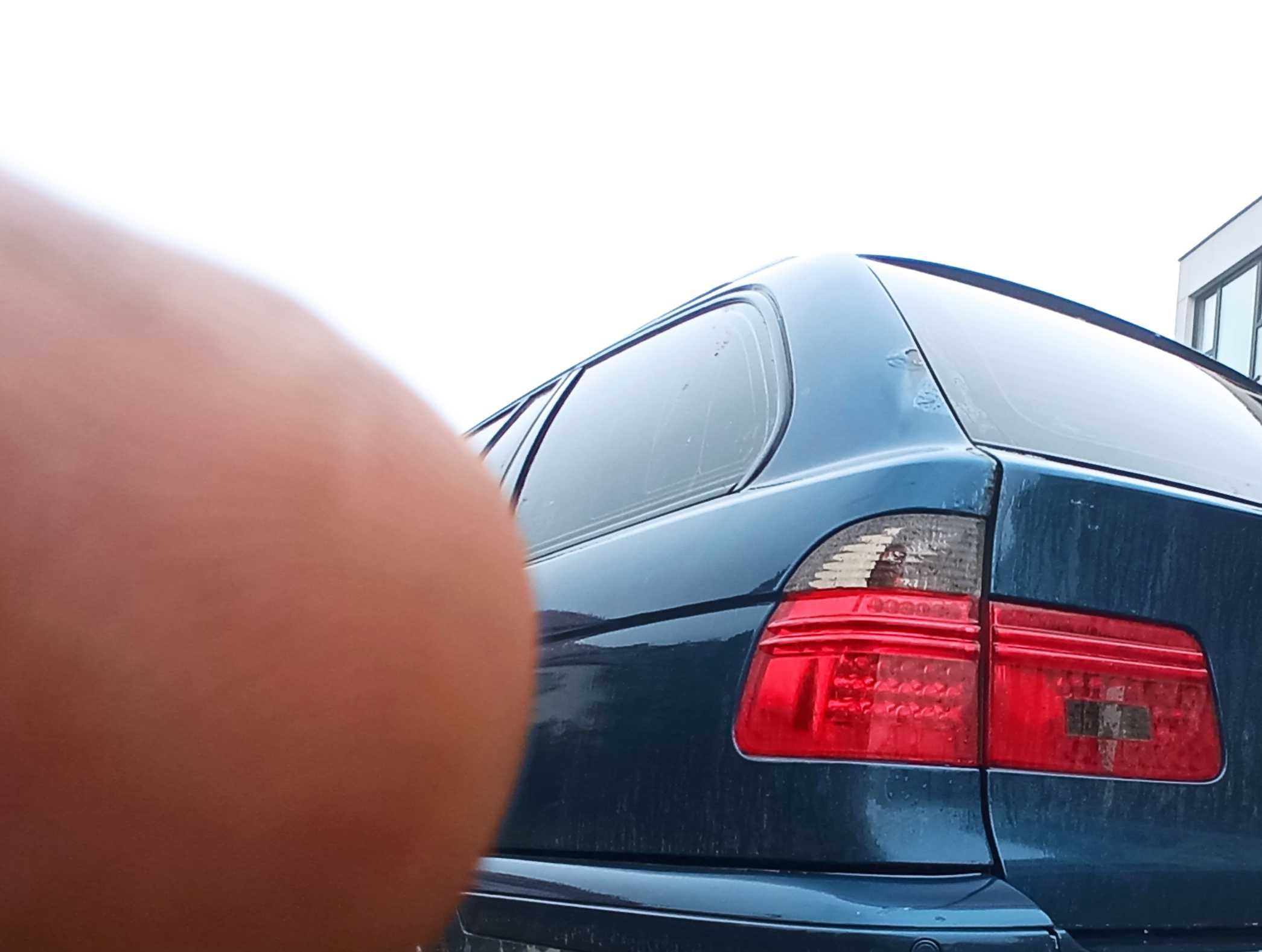 E39 części w super stanie nowe dostępne elementy sedan touring